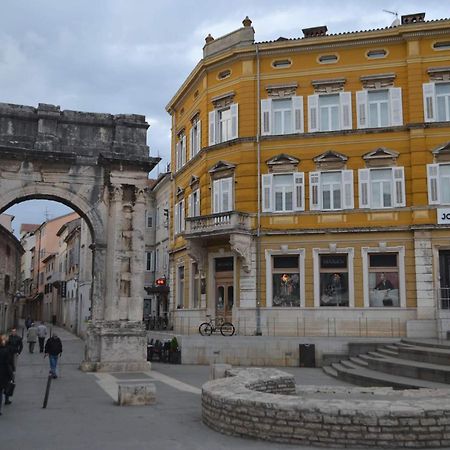 Apartament Colosseum View Apartment Pula Exterior photo