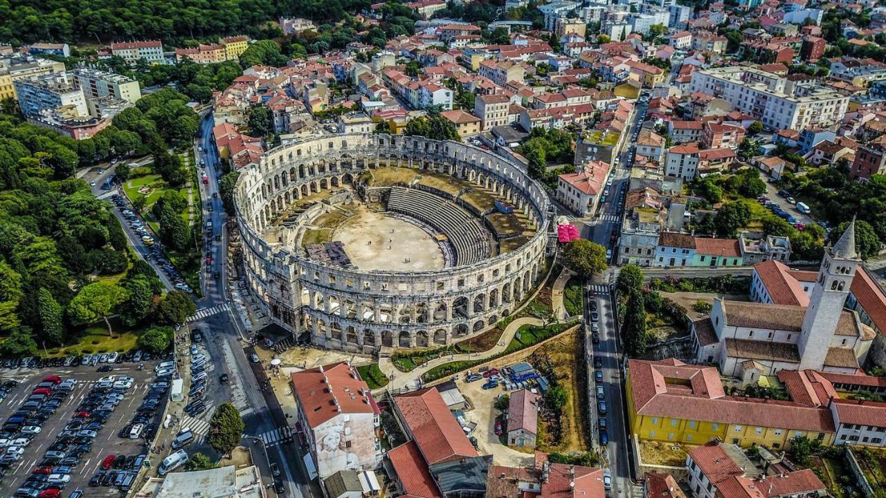 Apartament Colosseum View Apartment Pula Exterior photo